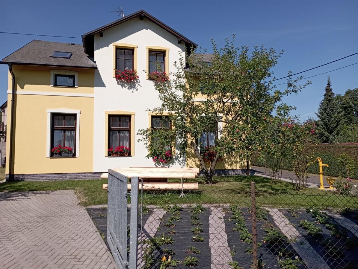 Apartment Pavel Velke Porici Bagian luar foto